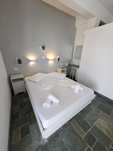 Double bed