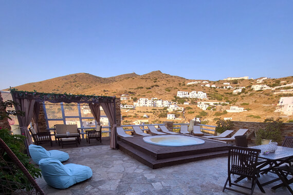 Jacuzzi area of Ergina studios in Ios Greece