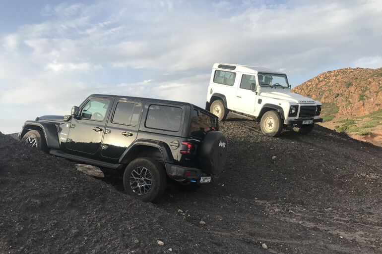safari on uneaven ground